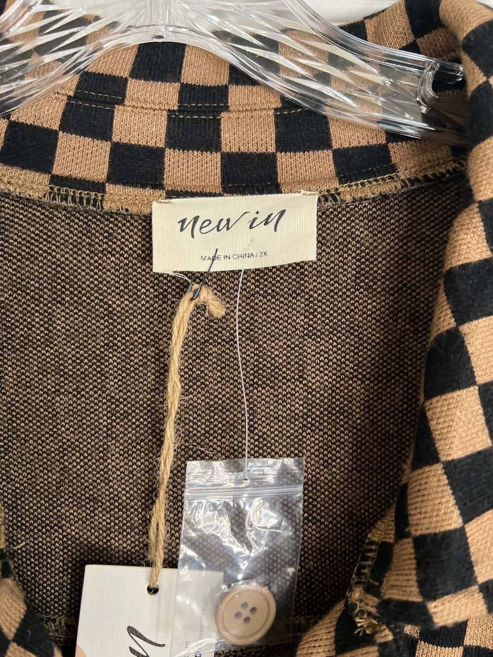 New In Brown and Black Checkered Button-Down Shacket Size 2X - Picture 2 of 6